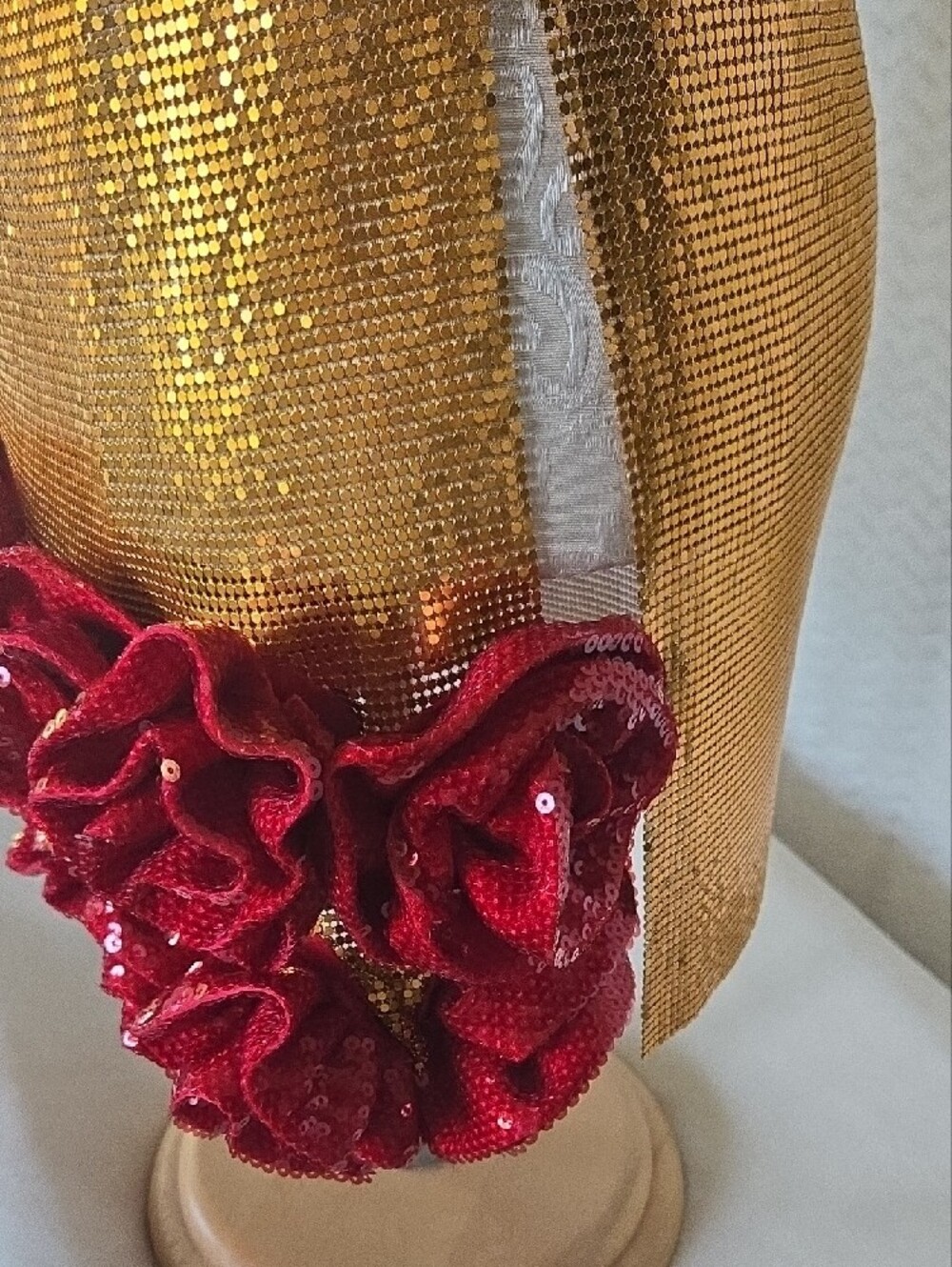NWT Mew Mews Isotopix Backless Flower Gold Chainmail Mini Dress W/  Red Rose Hem - Picture 2 of 7
